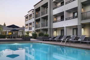 Alojamiento - Courtyard by Marriott Bakersfield