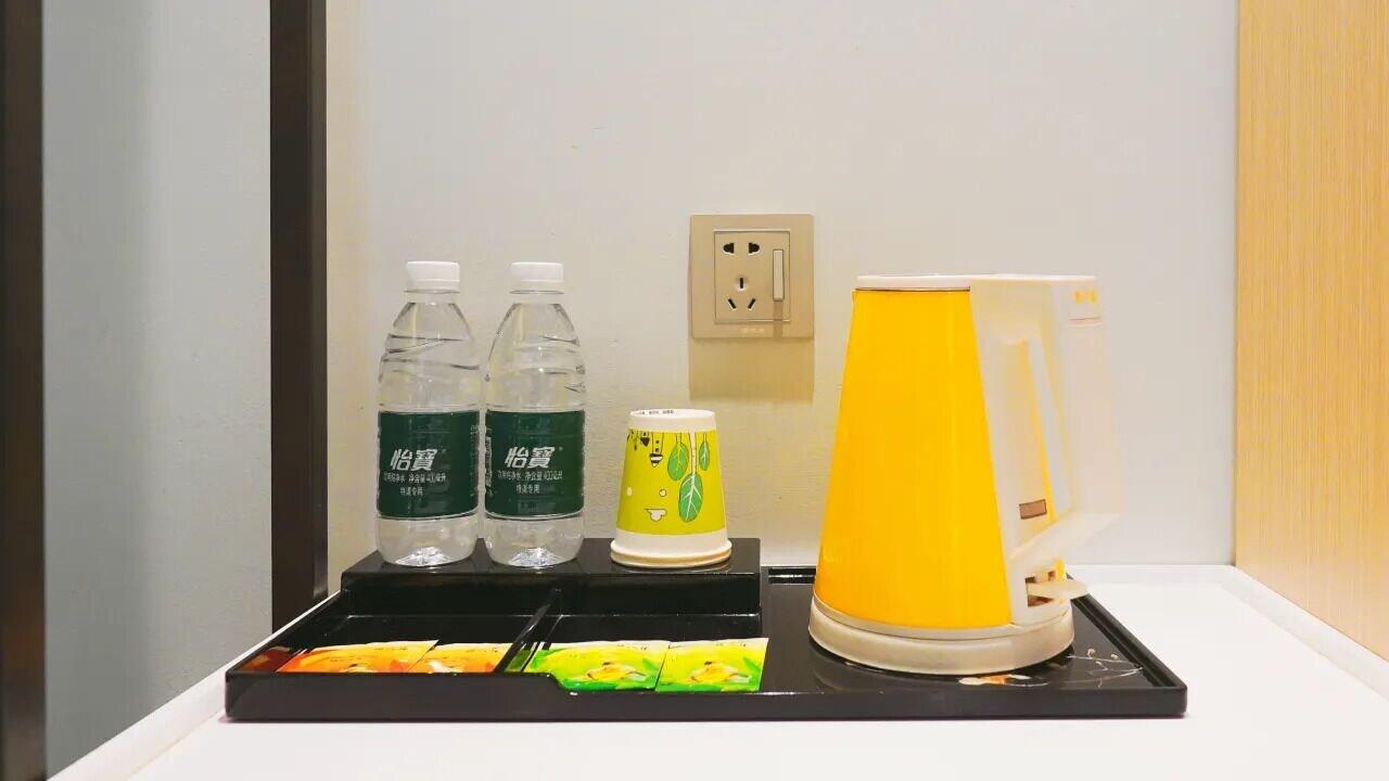 Comodidades del Alojamiento YESTE Hotel (Shenzhen Nanshan Qianhai Daxin subway station)