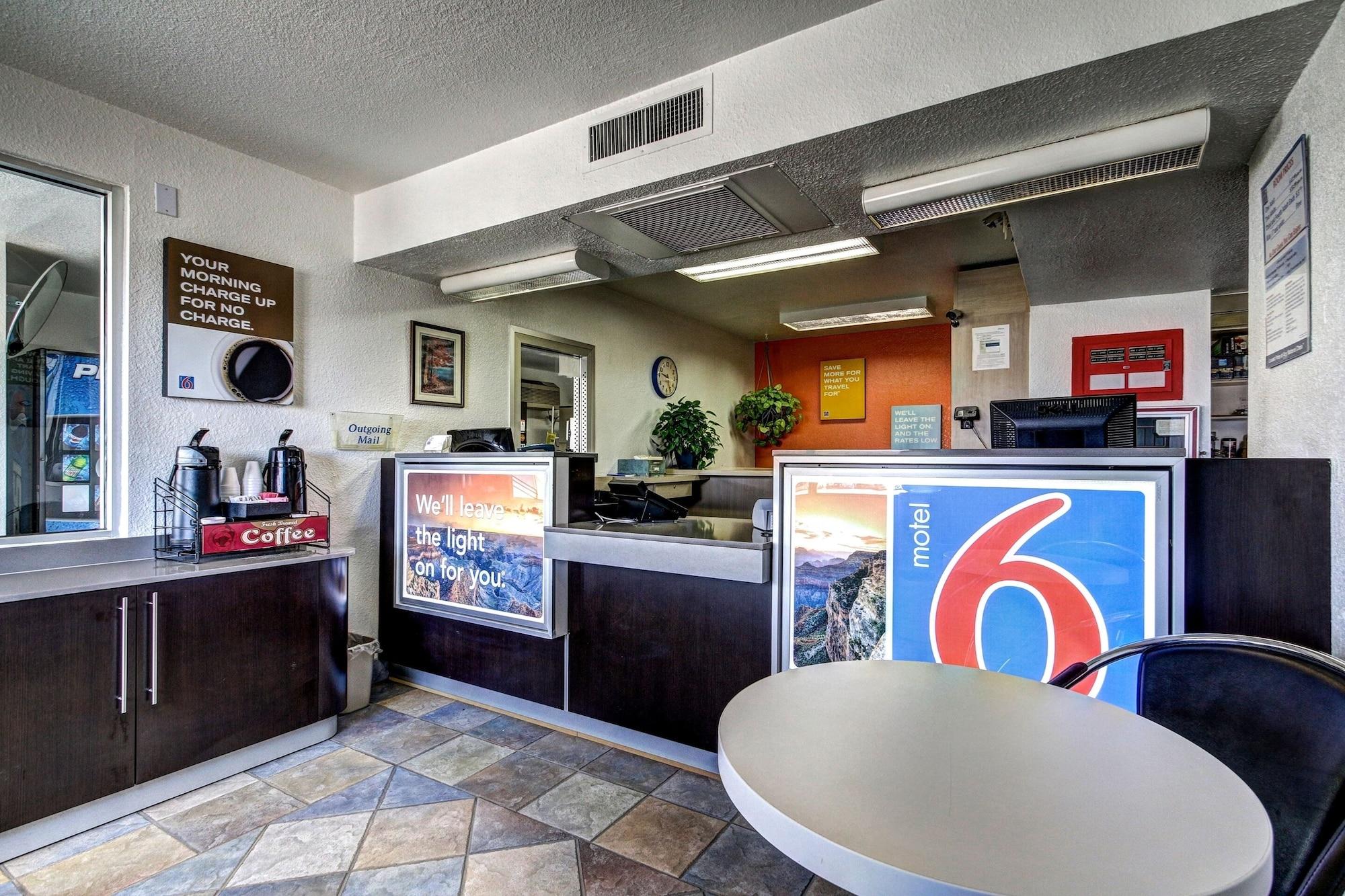 Vista Lobby Motel 6 Wells, NV