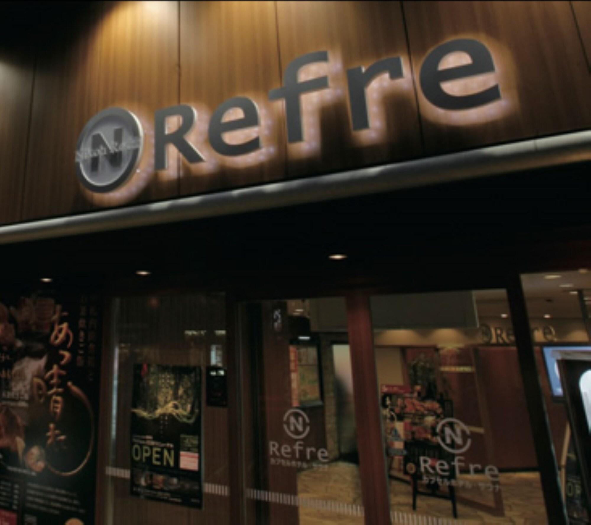 Vista Exterior Nikoh Capsule Hotel Refre - Hostel - Caters to Men