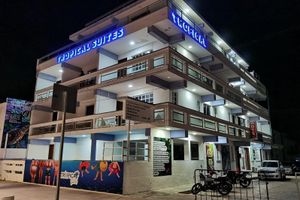 Alojamiento - Hotel Tropical Suites