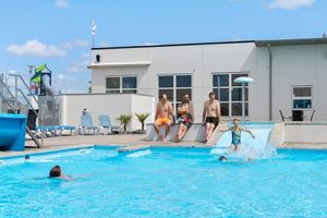 Alquiler Vacacional - 6 Person Holiday Park Home in Faaborg