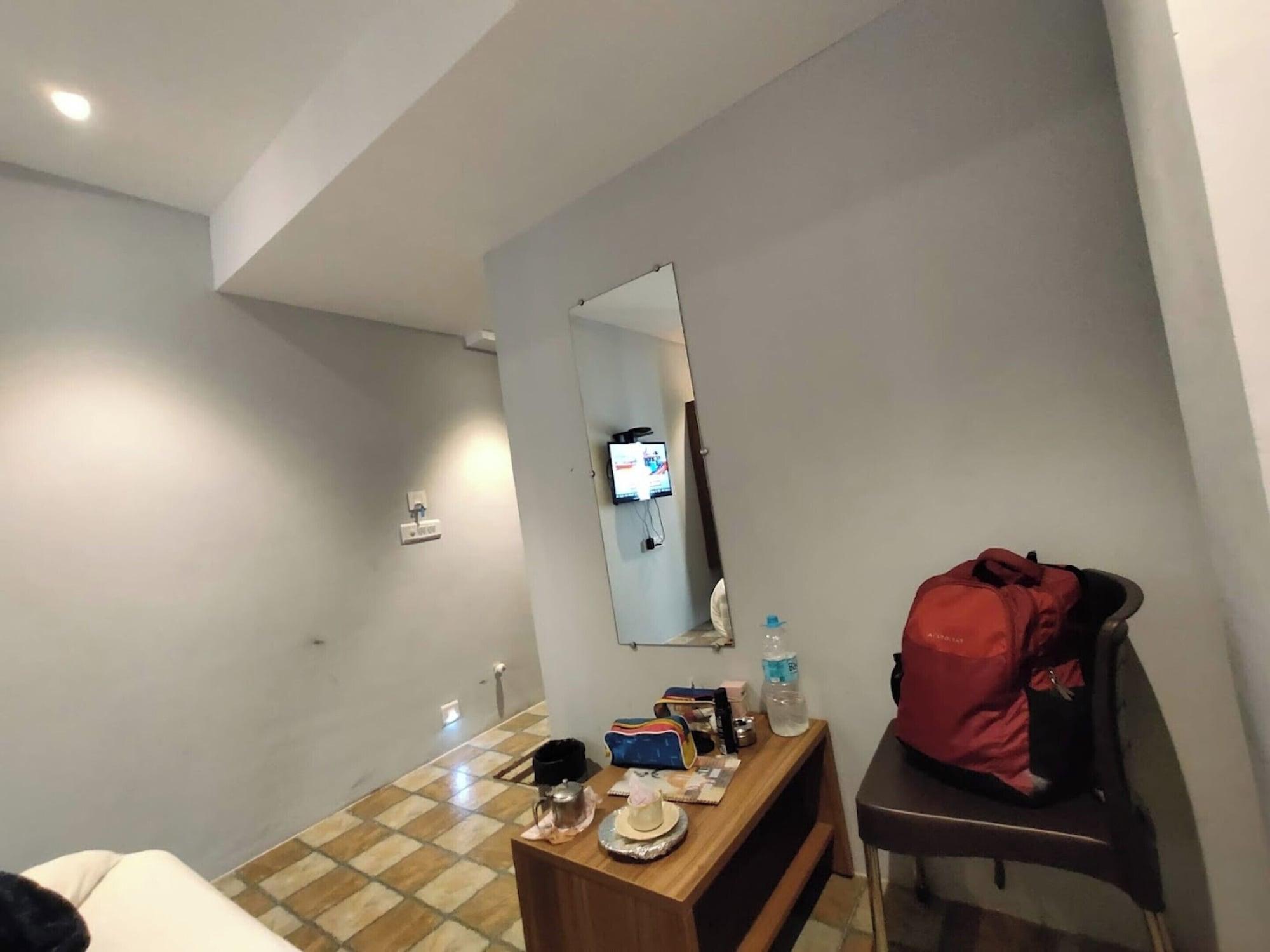 Set de Habitación HOTEL EVERLAND Rajkot