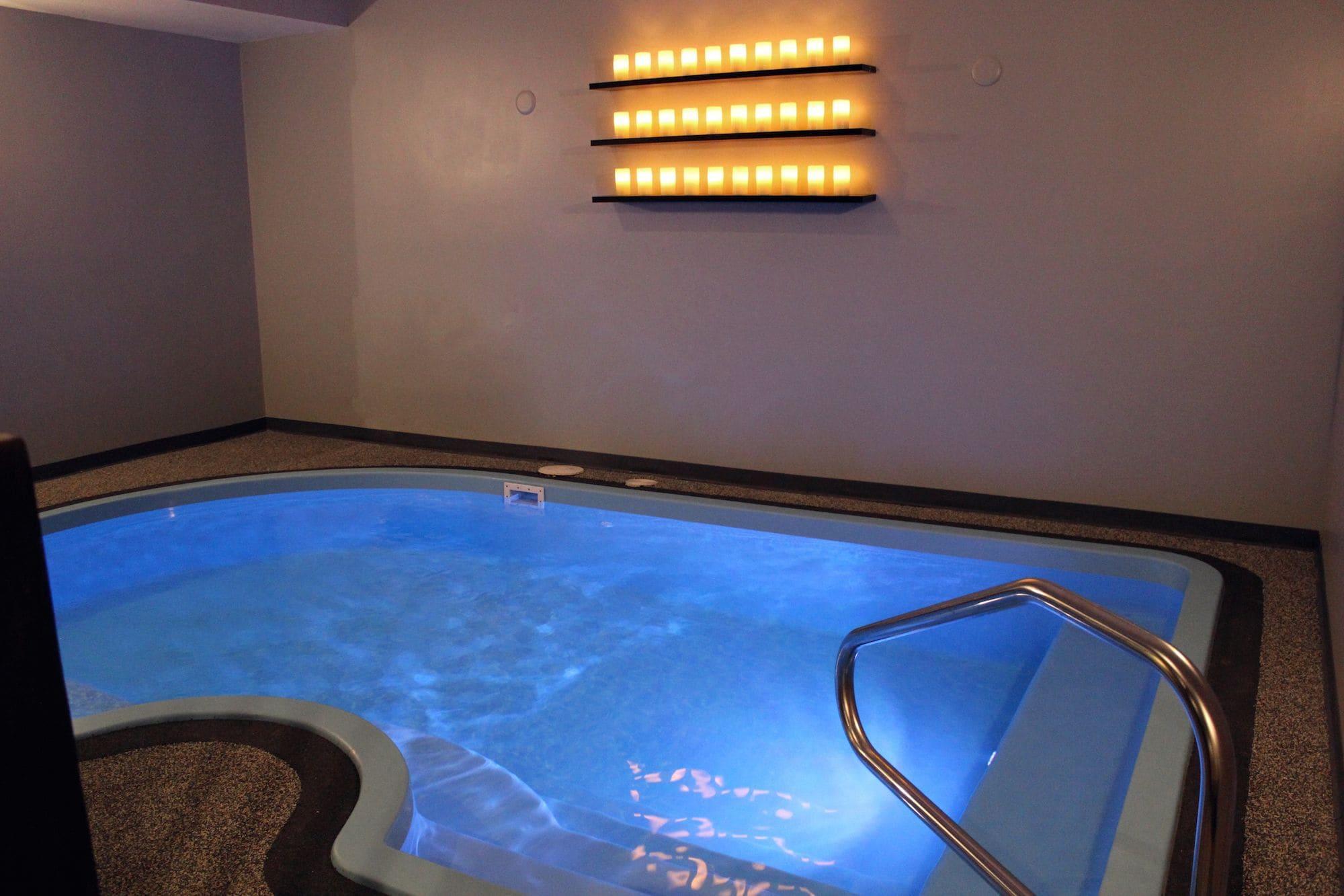Vista Piscina Belamere Suites Hotel