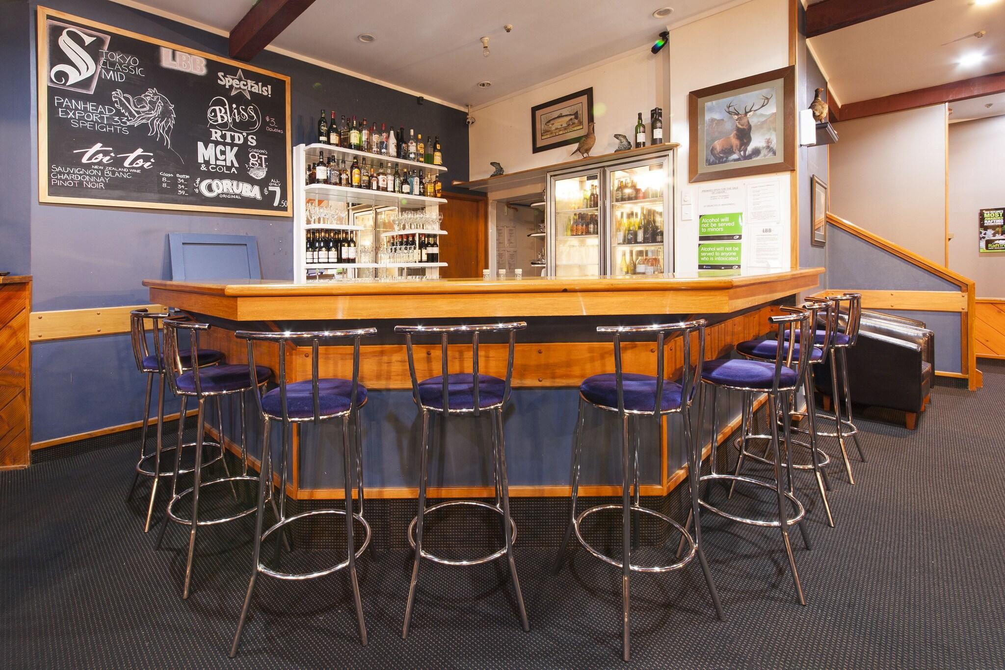 Bar/Salón Lakeland Resort Taupo