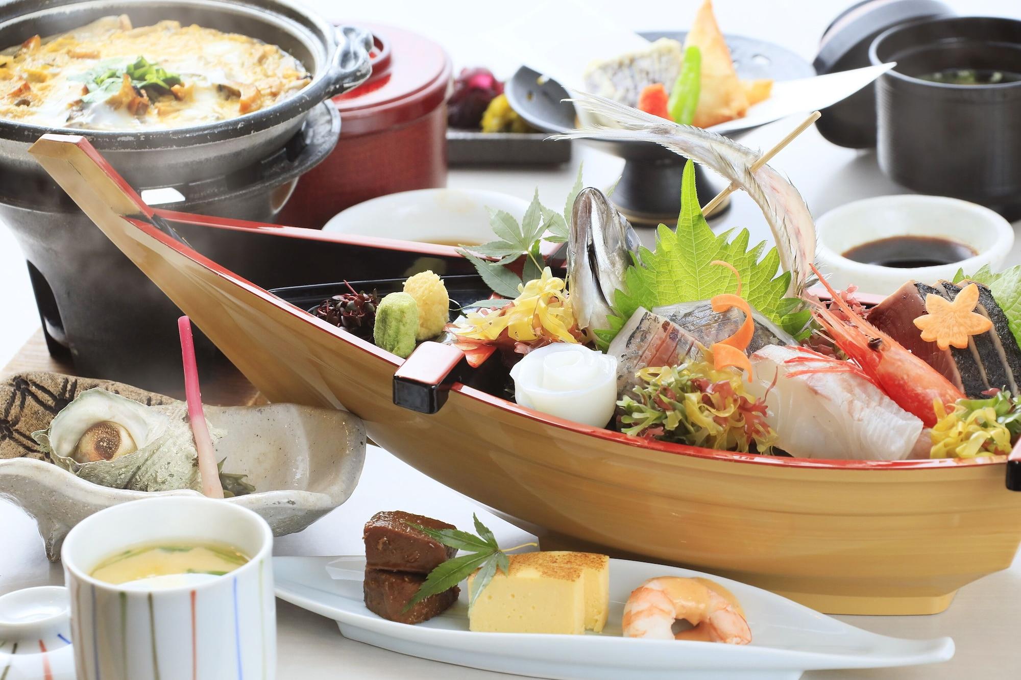 Restaurant Katsuura Hilltop Hotel & Residence