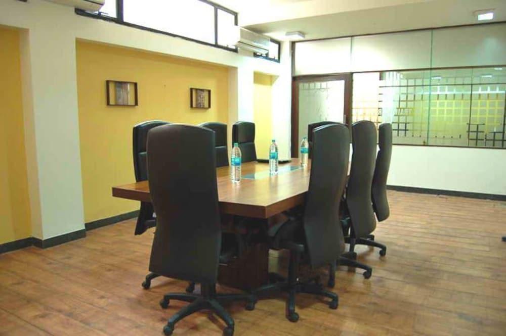 Sala de Reuniones Airavatam Boutique Hotel