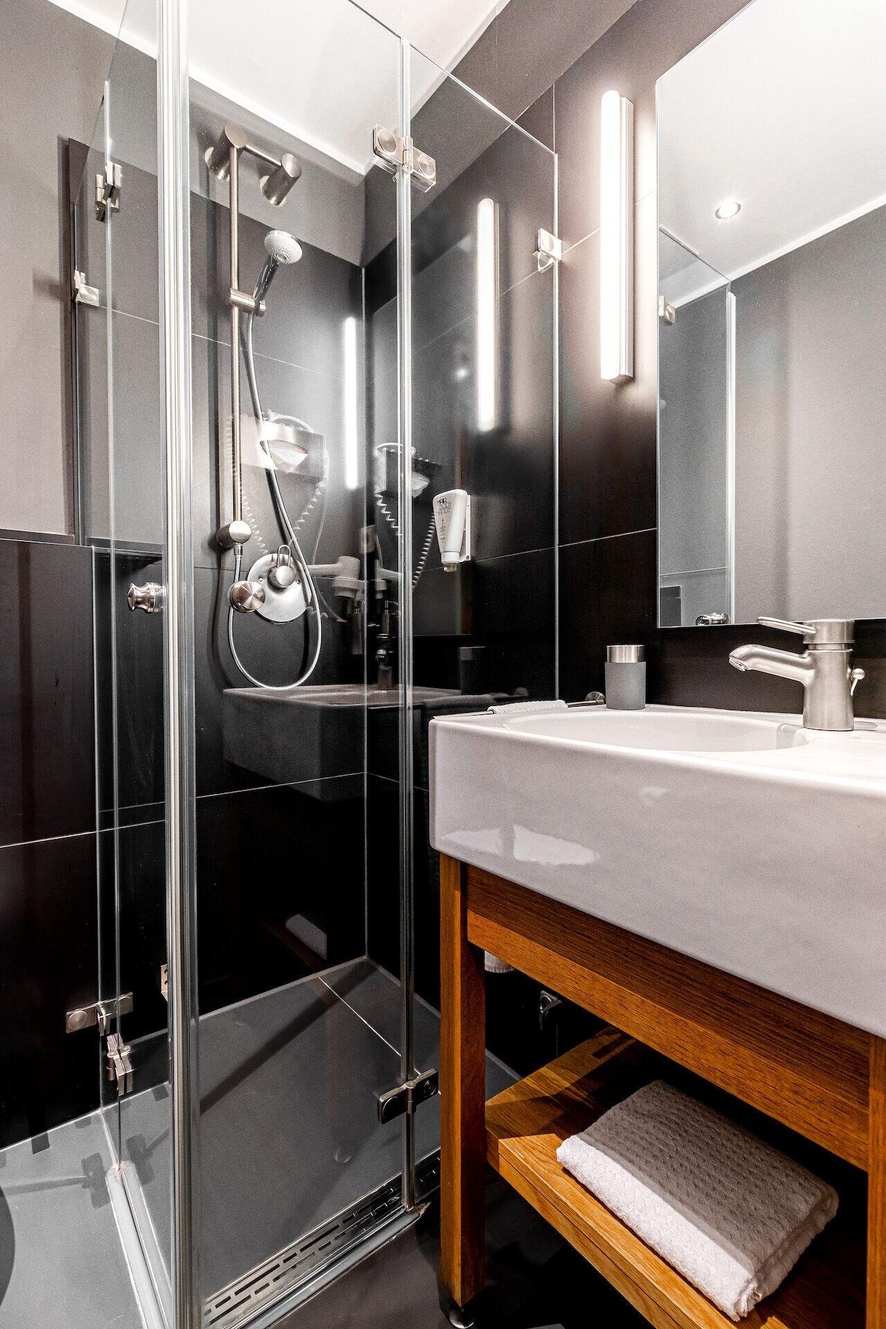 Equipamiento de Habitación YoHo - the young hotel