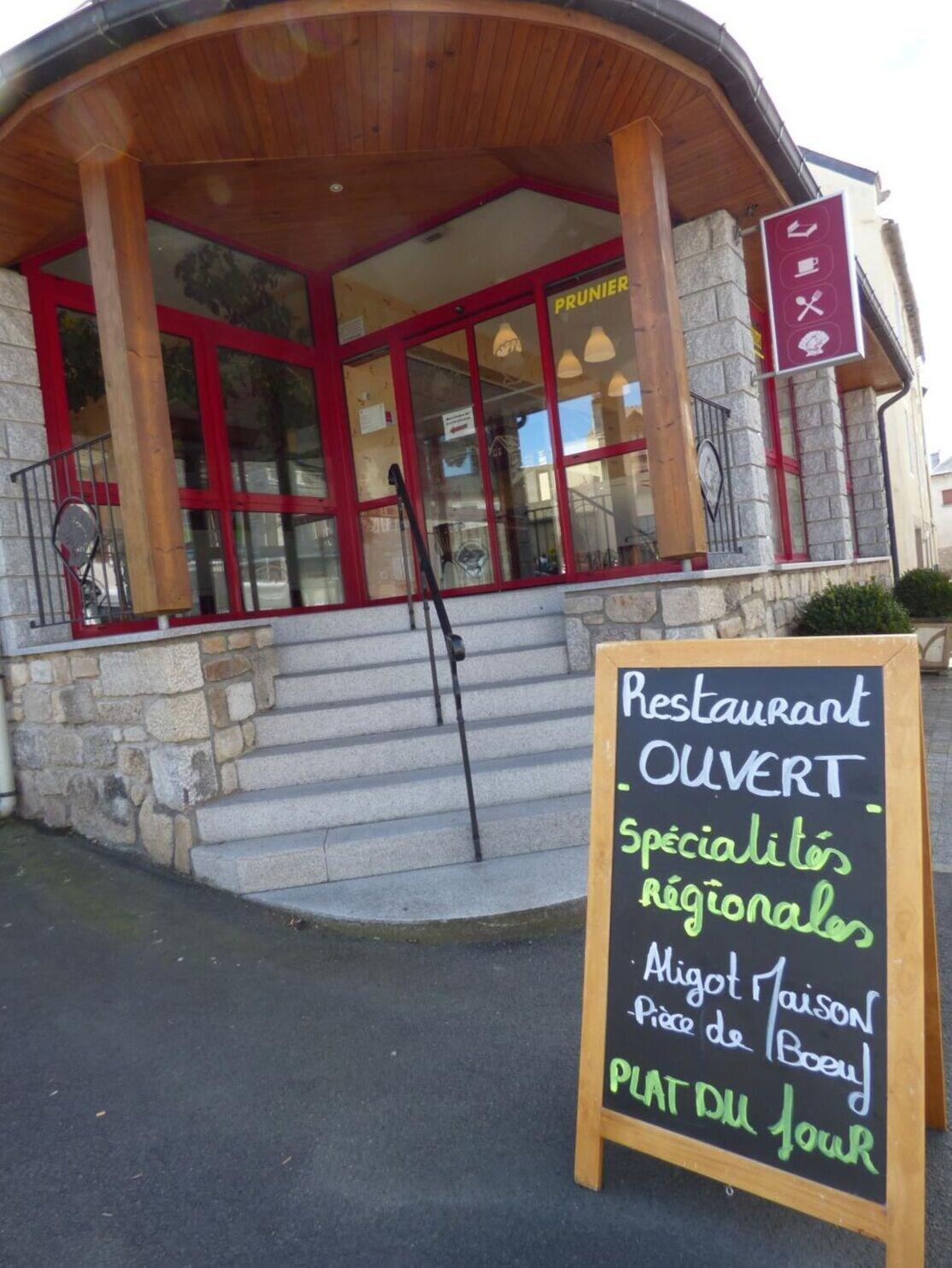 Vista Exterior Hotel Prunières