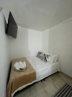Alquiler Vacacional - Maravilloso Apartamento Recién Remodelado a 2 Minutos del Metro de Medellín