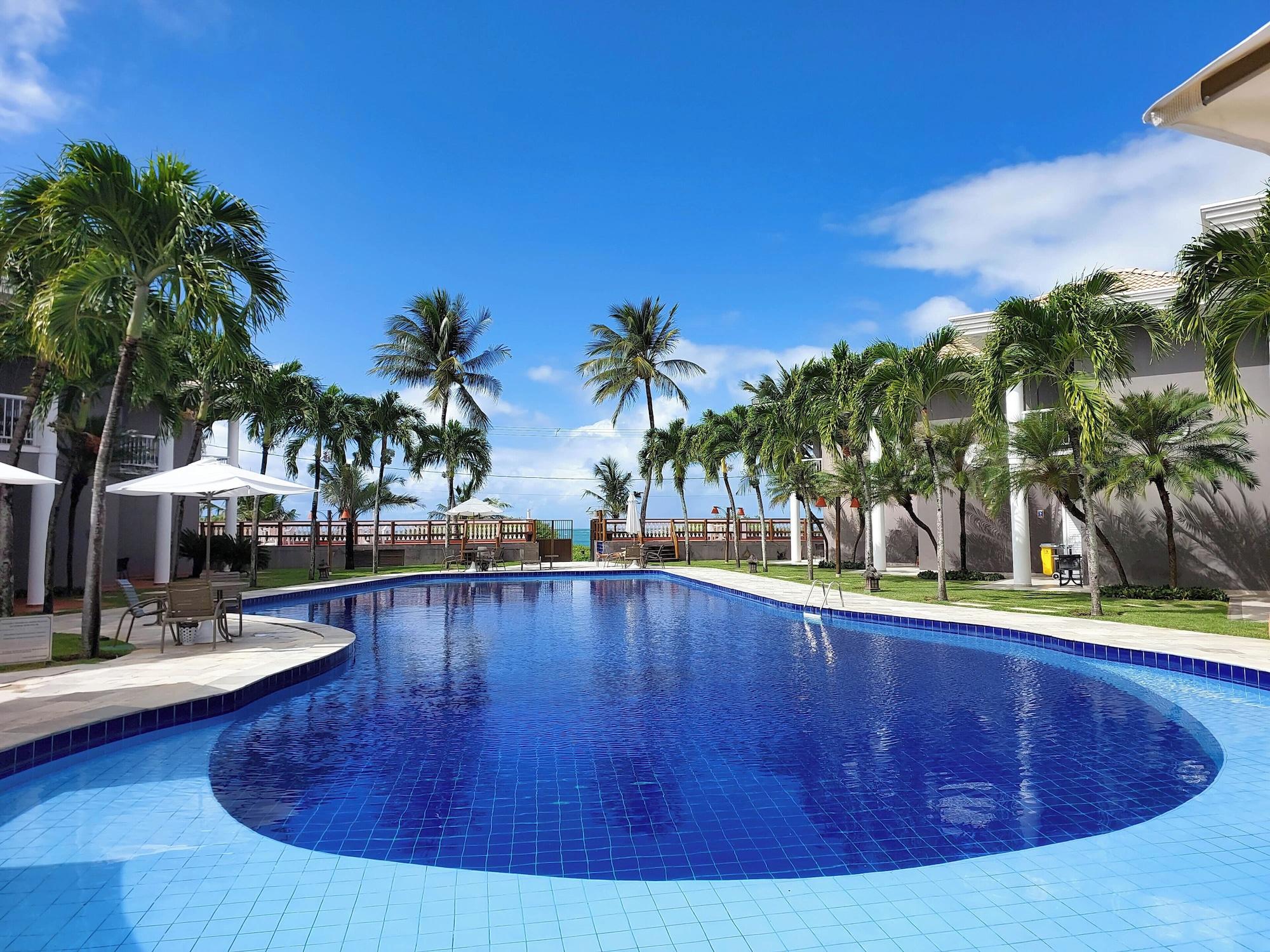 Vista Piscina Hotel Coral Beach