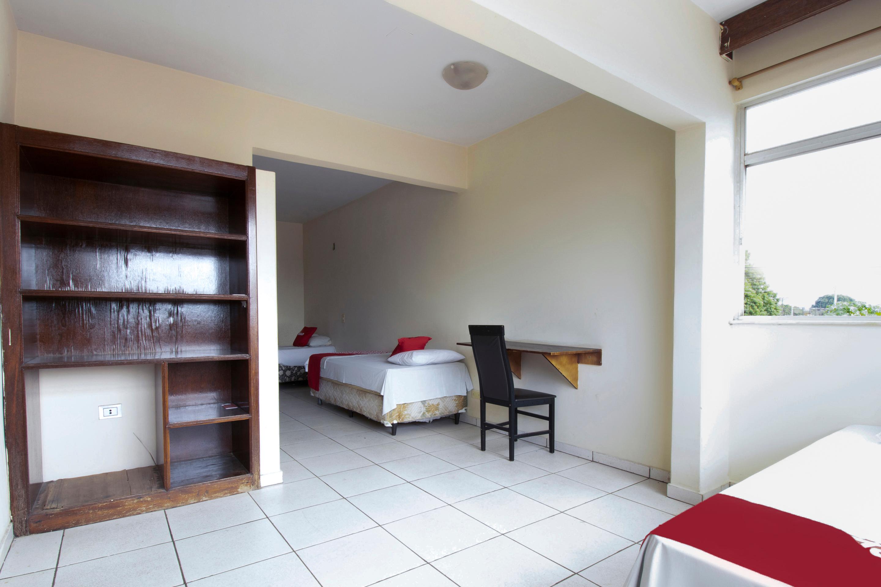 Zona de estar OYO New Anápolis Hotel, Imperatriz
