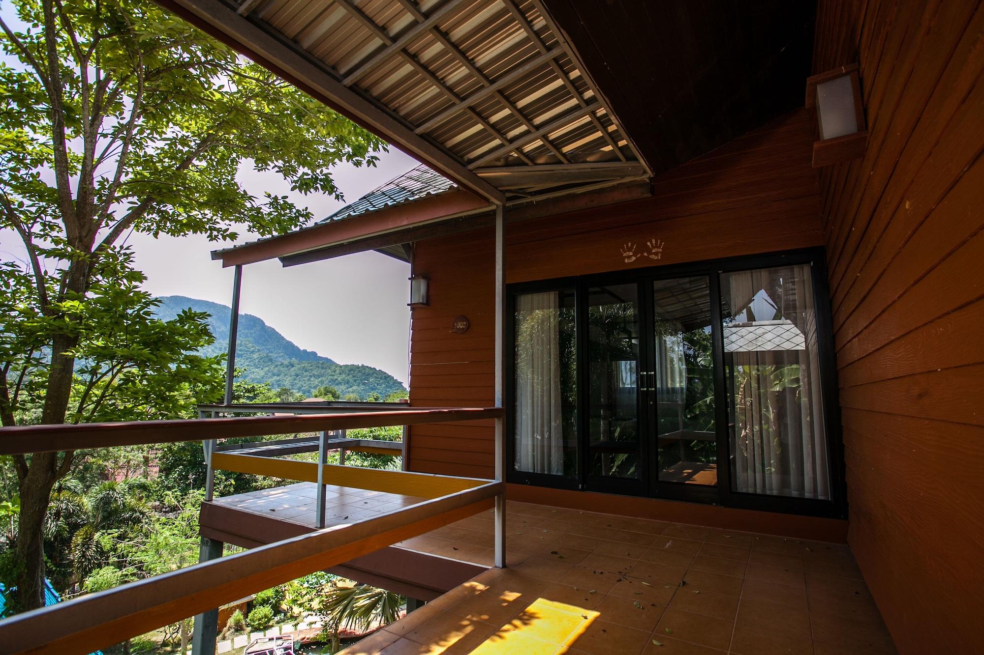 Vista Exterior Phitharom PP Resort