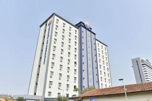 Alojamiento - Hotel Rainha dos Apóstolos