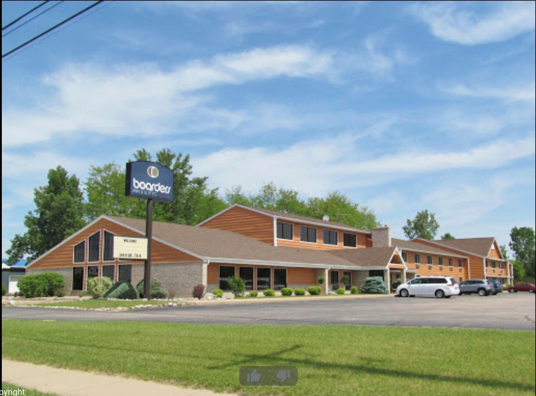 Vista Exterior Boarders Inn & Suites by Cobblestone Hotels - Wautoma