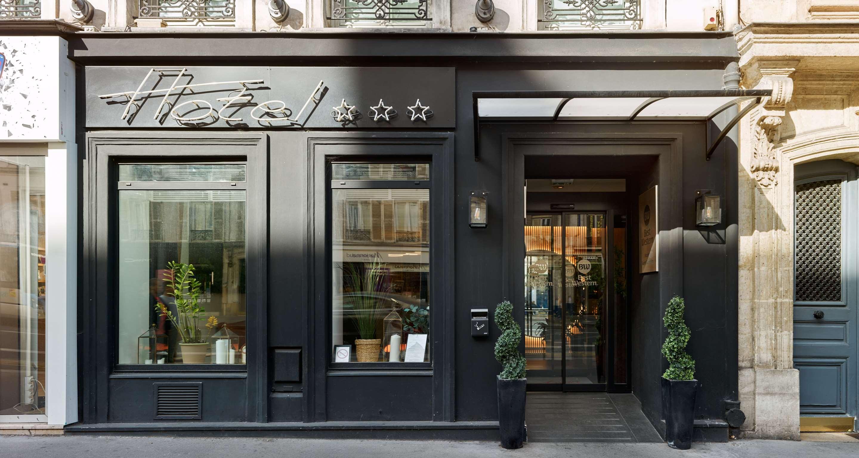 Vista Exterior Best Western Aramis Saint-Germain