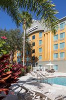 Alojamiento - Galleria Palms Hotel