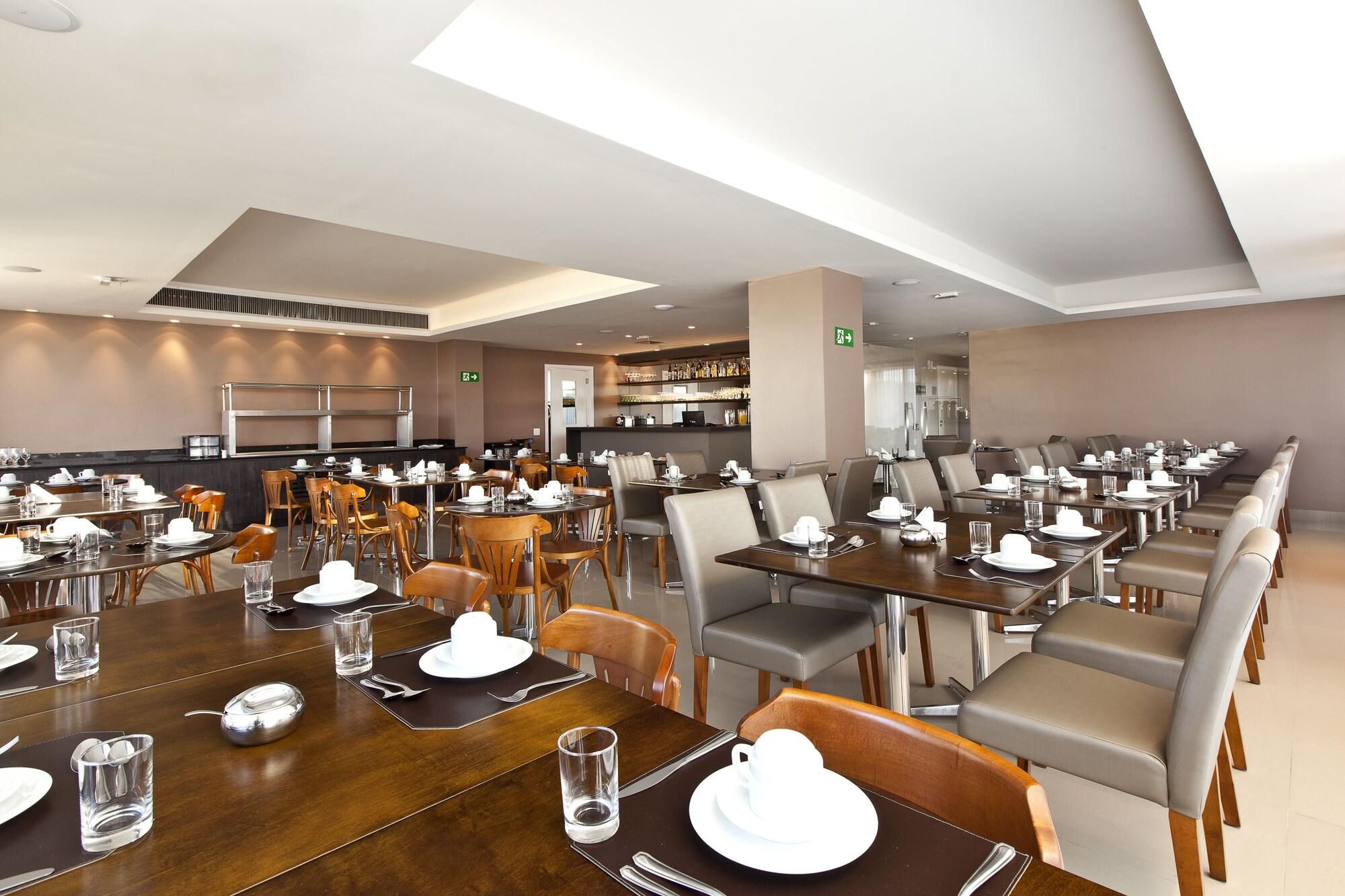 Bar/Salón San Diego Suítes Veredas Sete Lagoas
