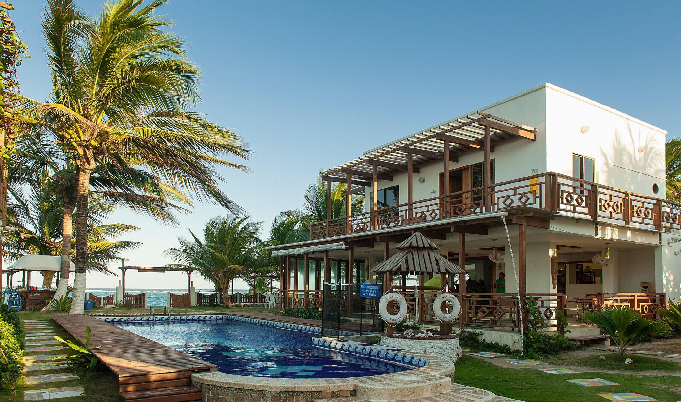 Vista Piscina Hotel San Luis Beach House 