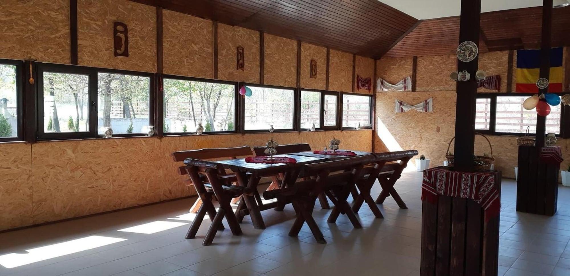 Restaurant Pensiunea Arido