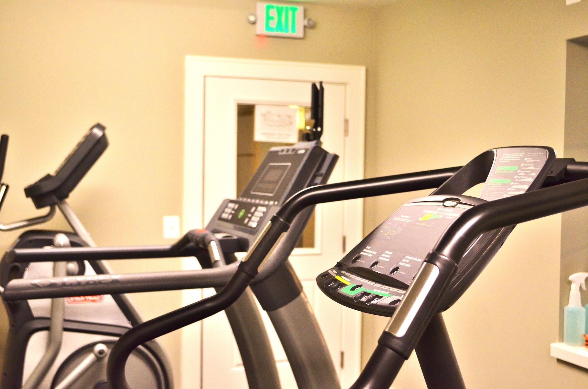 Gimnasio Suites at 249