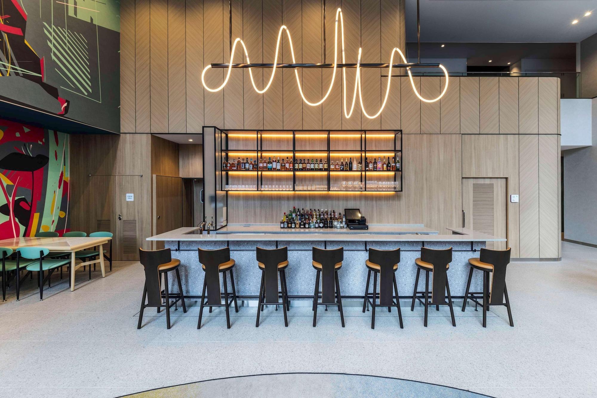 Bar/Salón YOTEL Tokyo Ginza