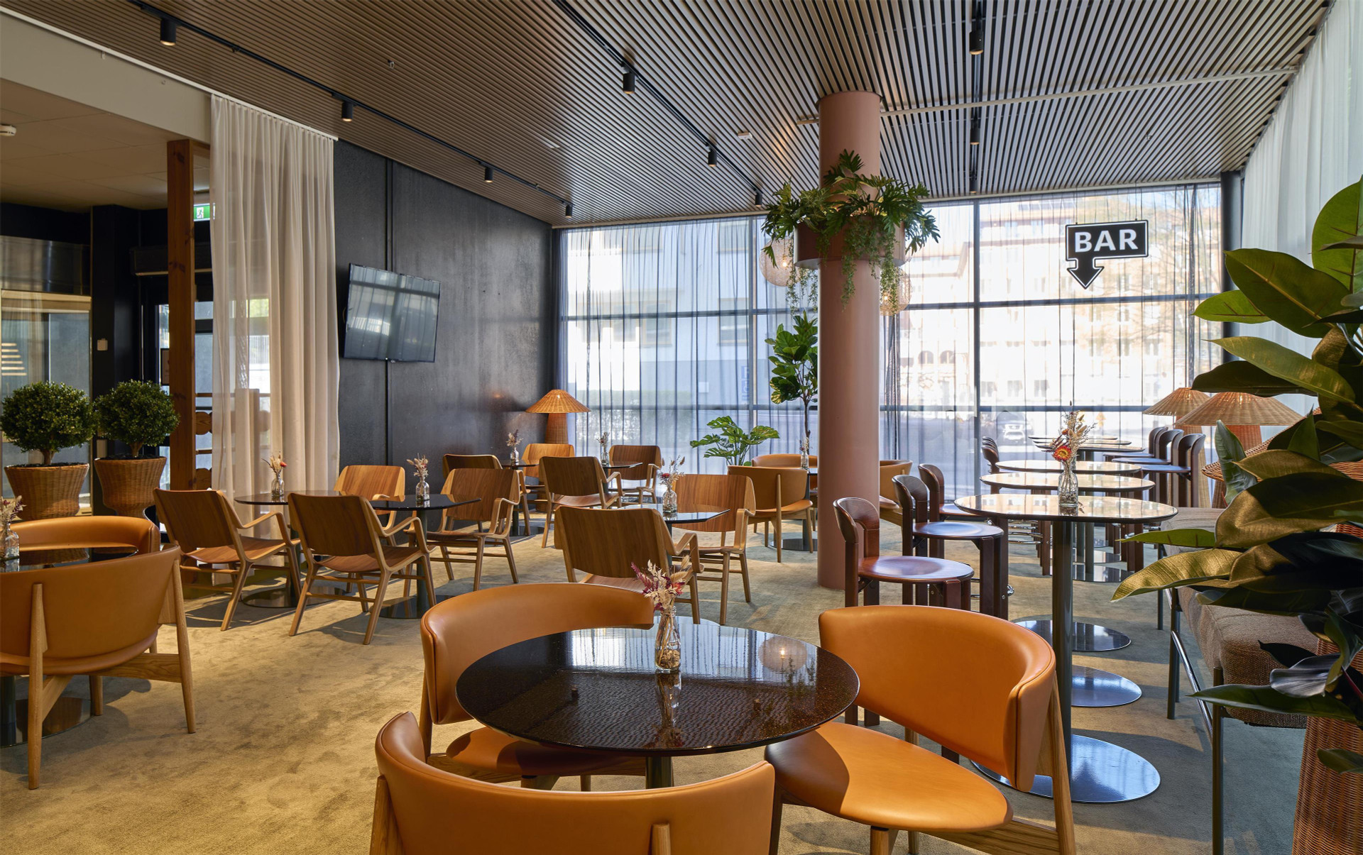 Bar/Salón Scandic Alvik
