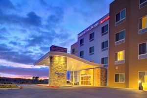 Alojamiento - Fairfield Inn & Suites by Marriott Hollister