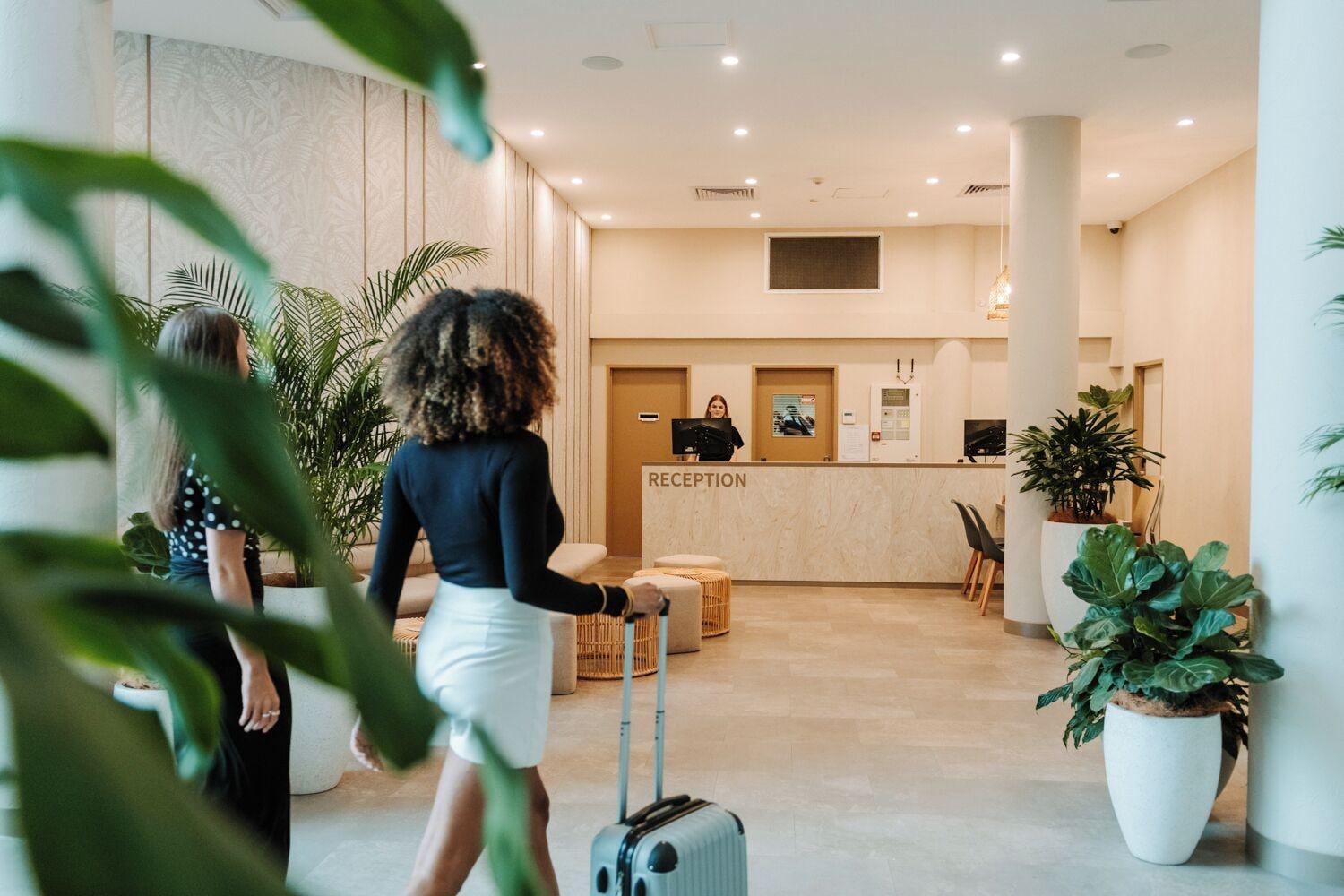 Vista Lobby Sunshine Tower Hotel