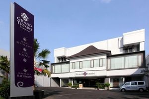Hospedagens - Tjokro Hotel Klaten