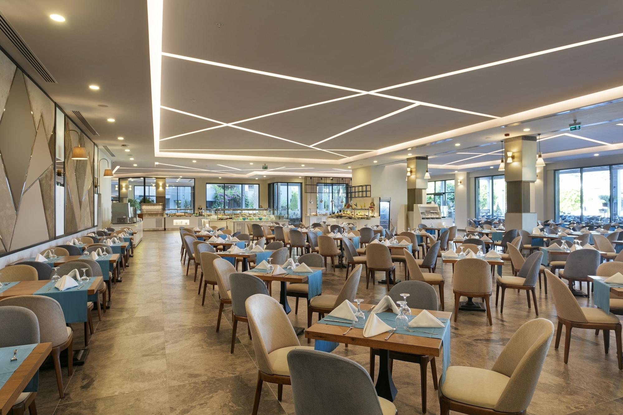 Restaurant Mövenpick Resort Antalya Tekirova