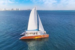 Actividad - Tour Isla Mujeres en Catamarán desde Riviera Maya