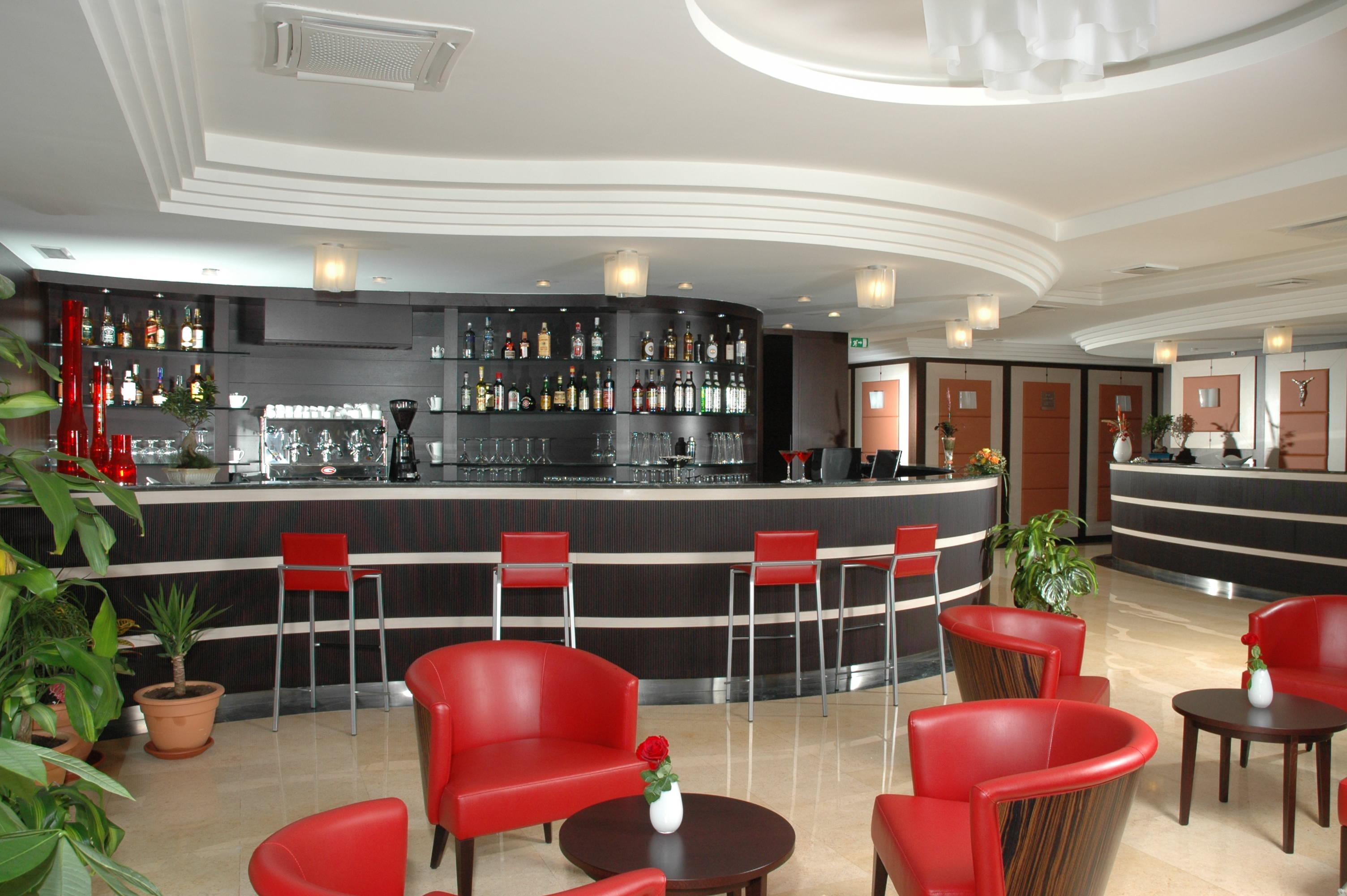 Bar/Salón San Mauro