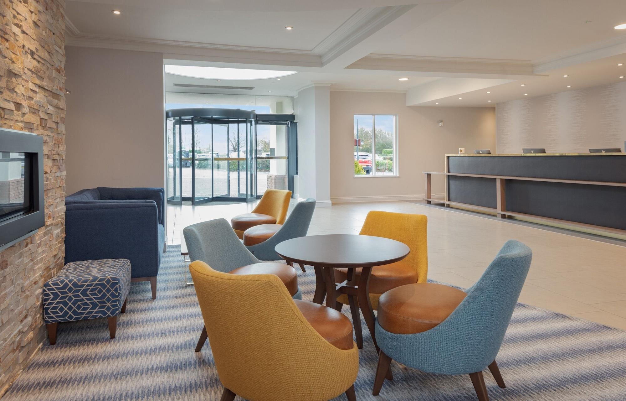 Vista Lobby Oxford Belfry Hotel & Spa