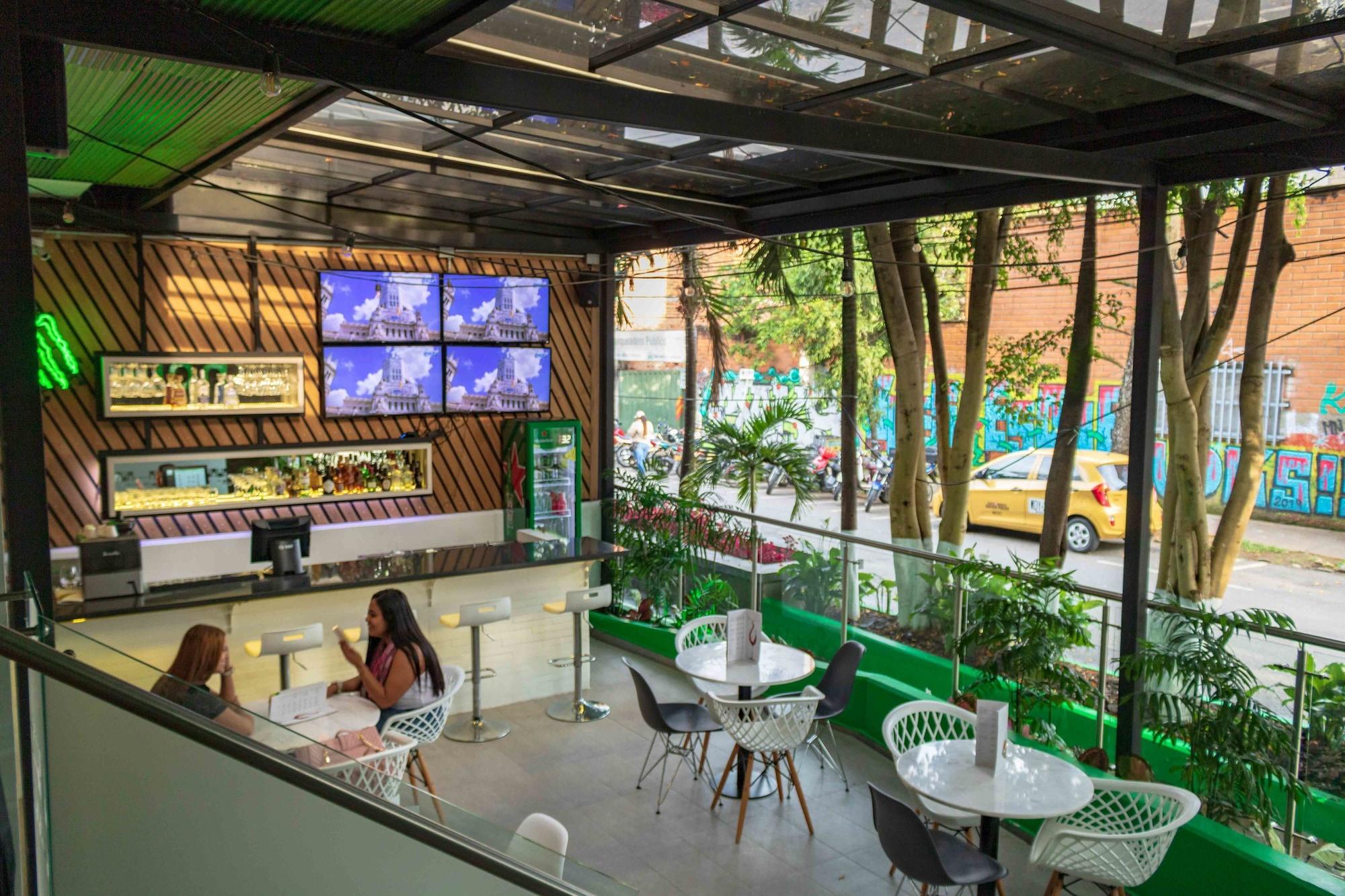 Bar/Salón Lleras Green Hotel