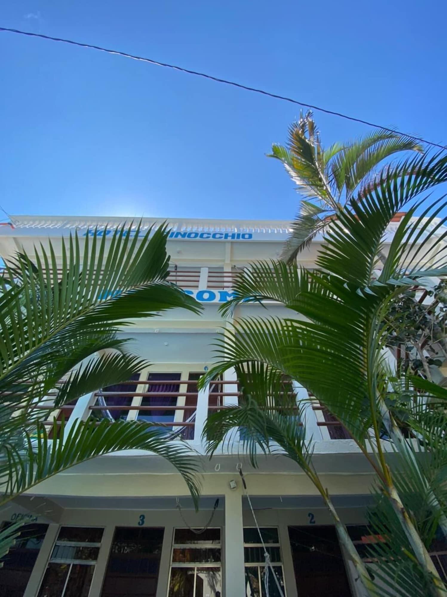 Vista Exterior Hotel Pinocchio