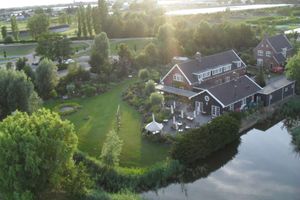 Alojamiento - De Sfeerstal