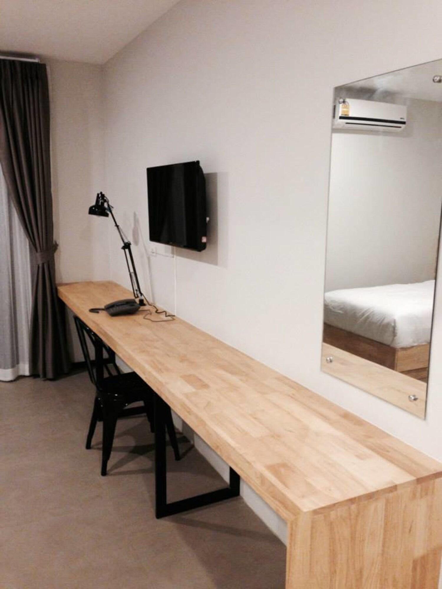 Set de Habitación Easy Hotel