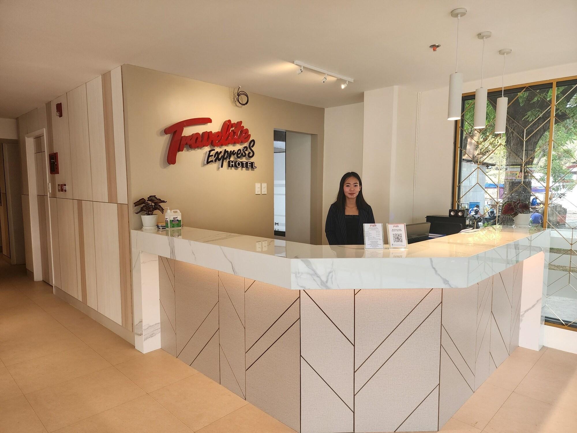 Vista Lobby TRAVELITE EXPRESS HOTEL LA UNION
