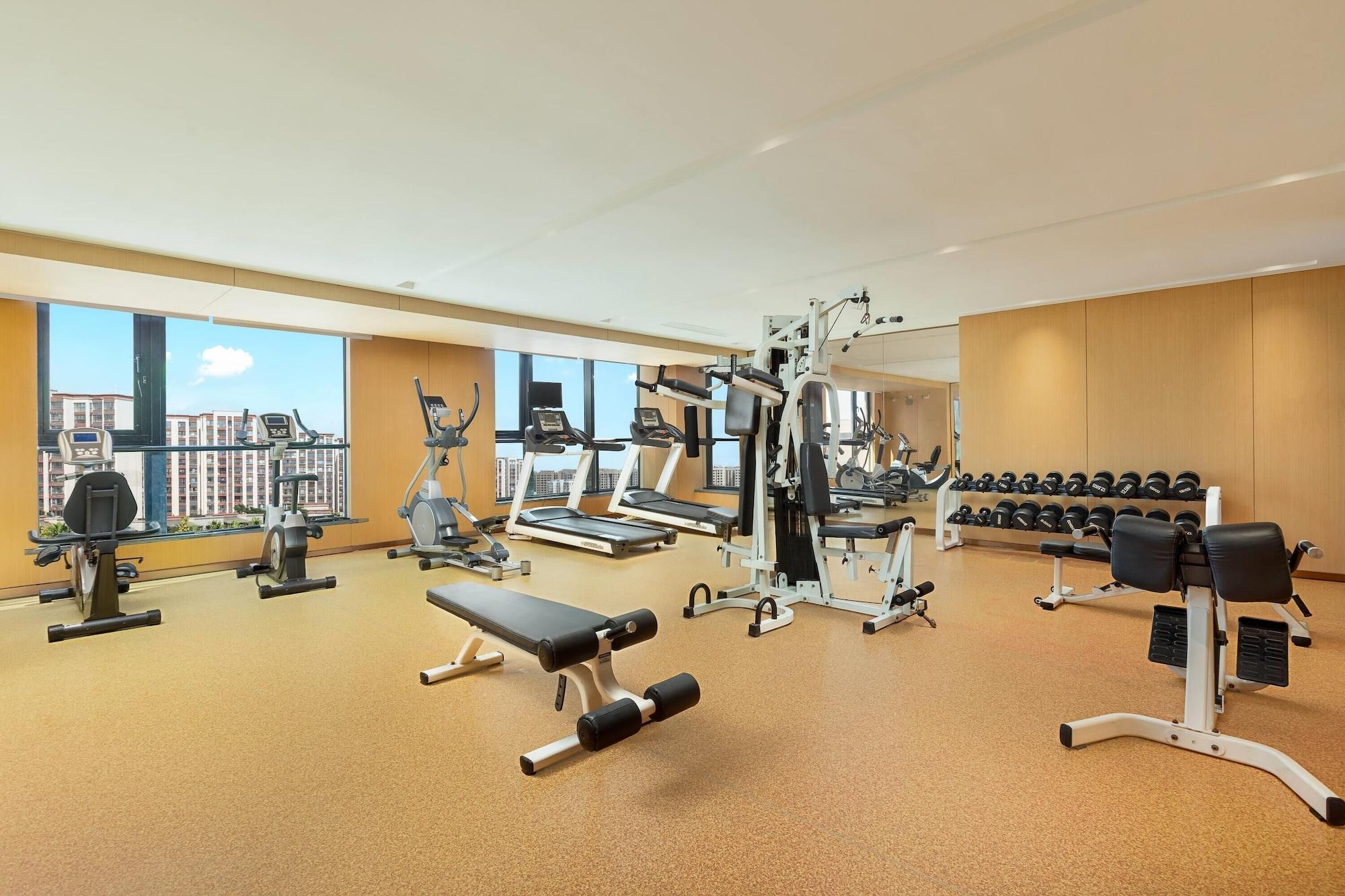 Gimnasio Days Hotel by Wyndham Haikou Meilan Airport