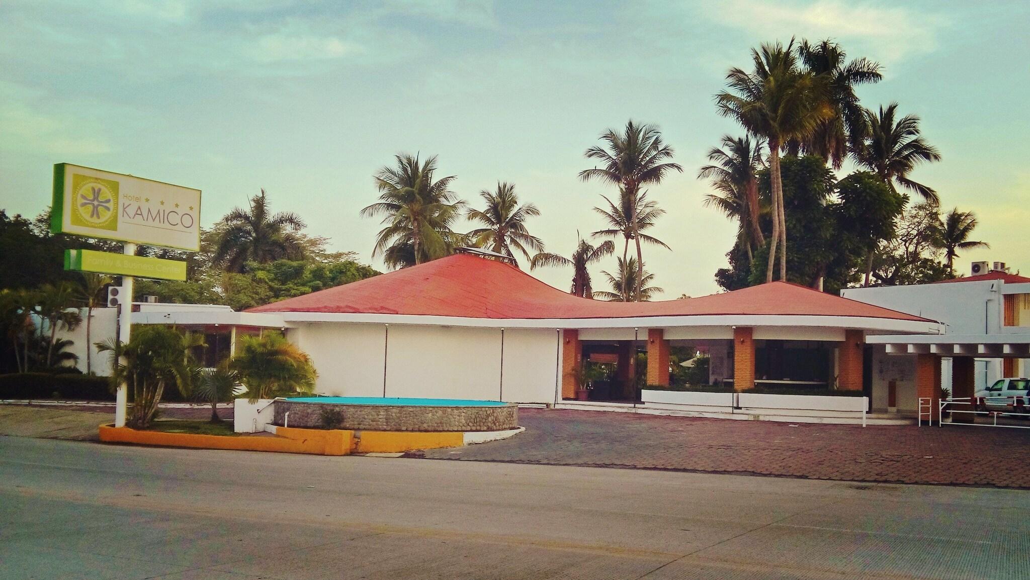 Vista Exterior Hotel Kamico