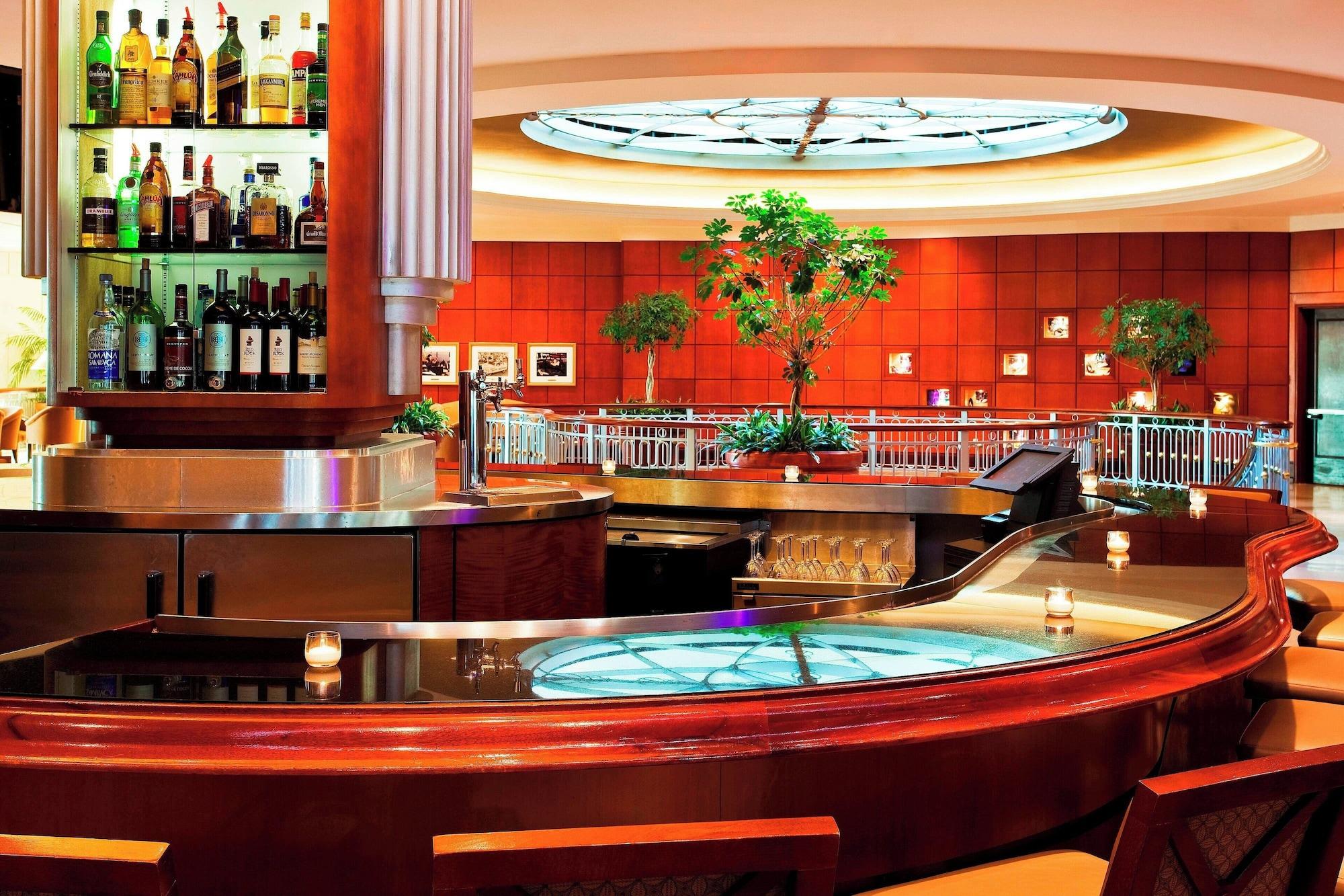 Bar/Salón Sheraton Atlantic City Convention Center Hotel