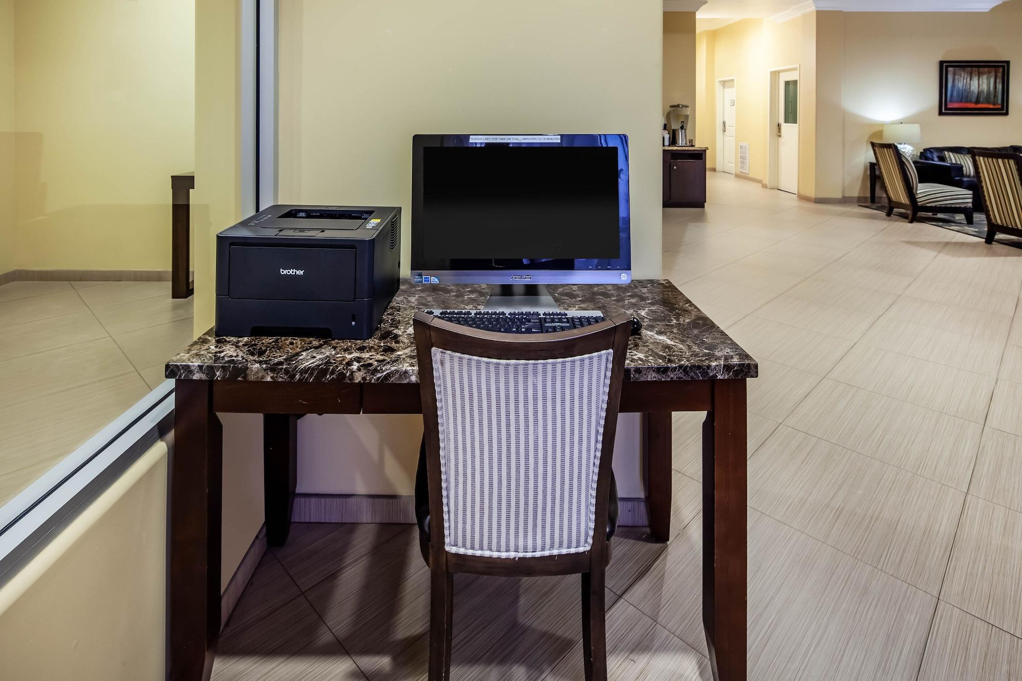 Centro de Negocios La Quinta Inn & Suites by Wyndham Inglewood
