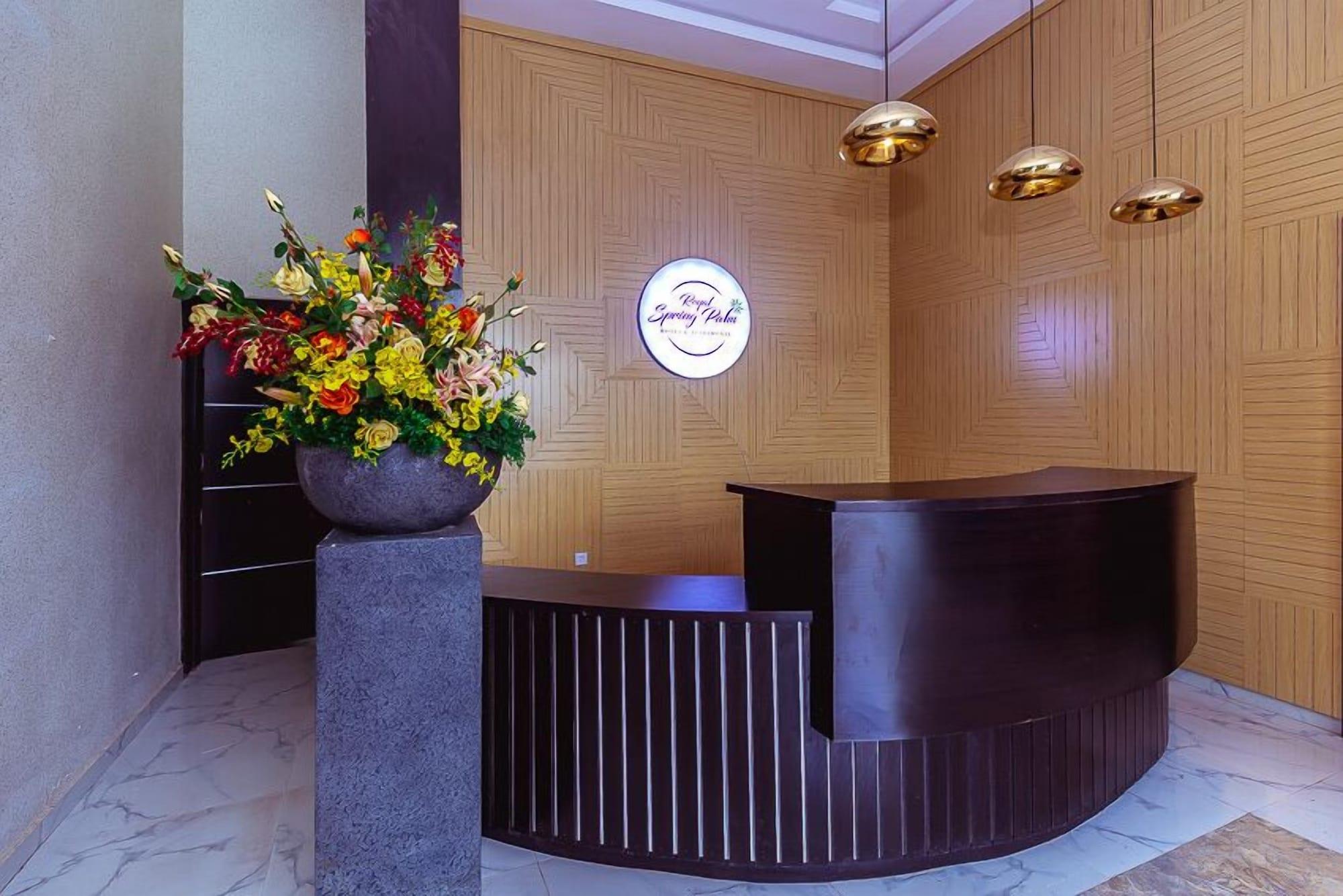 Vista Lobby Royal Spring Palm Hotel & Apartments