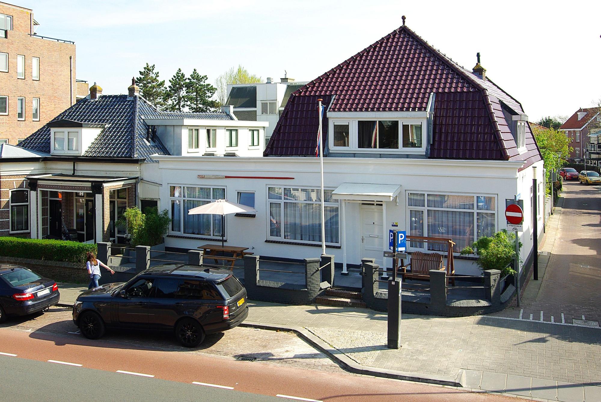 Varios Hotel Zand