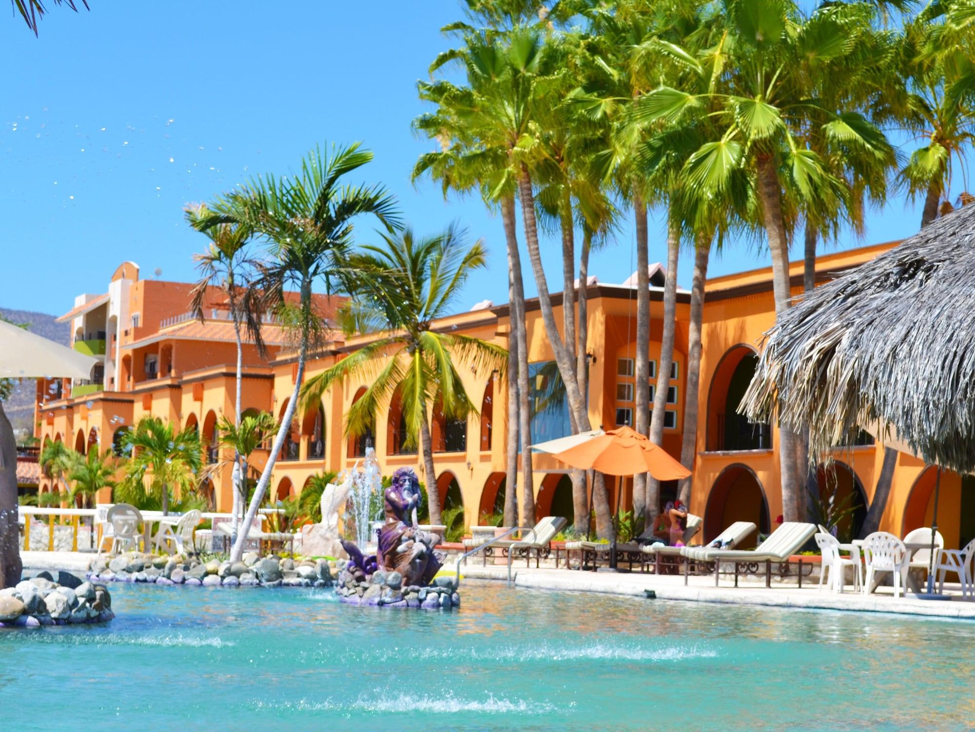 Vista Exterior Hotel Palmas De Cortez