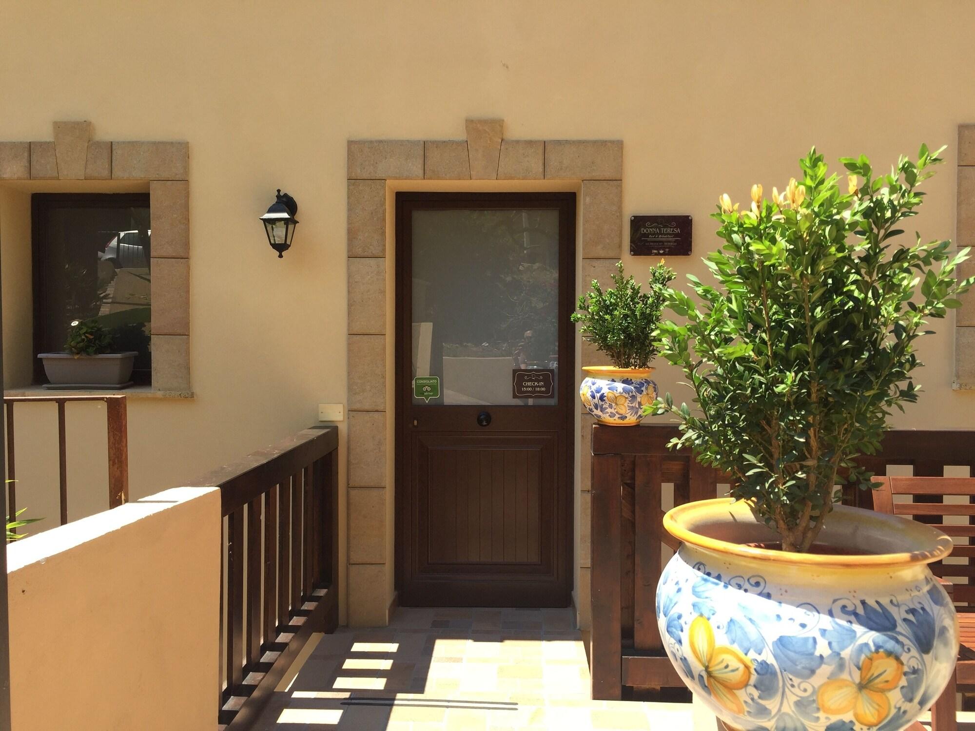 Vista Exterior B&B Donna Teresa