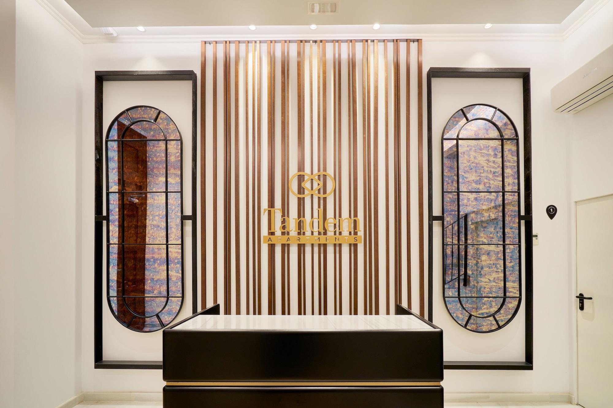 Vista Lobby Tandem Soho Suites
