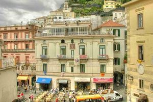 Alojamiento - Hotel Centrale