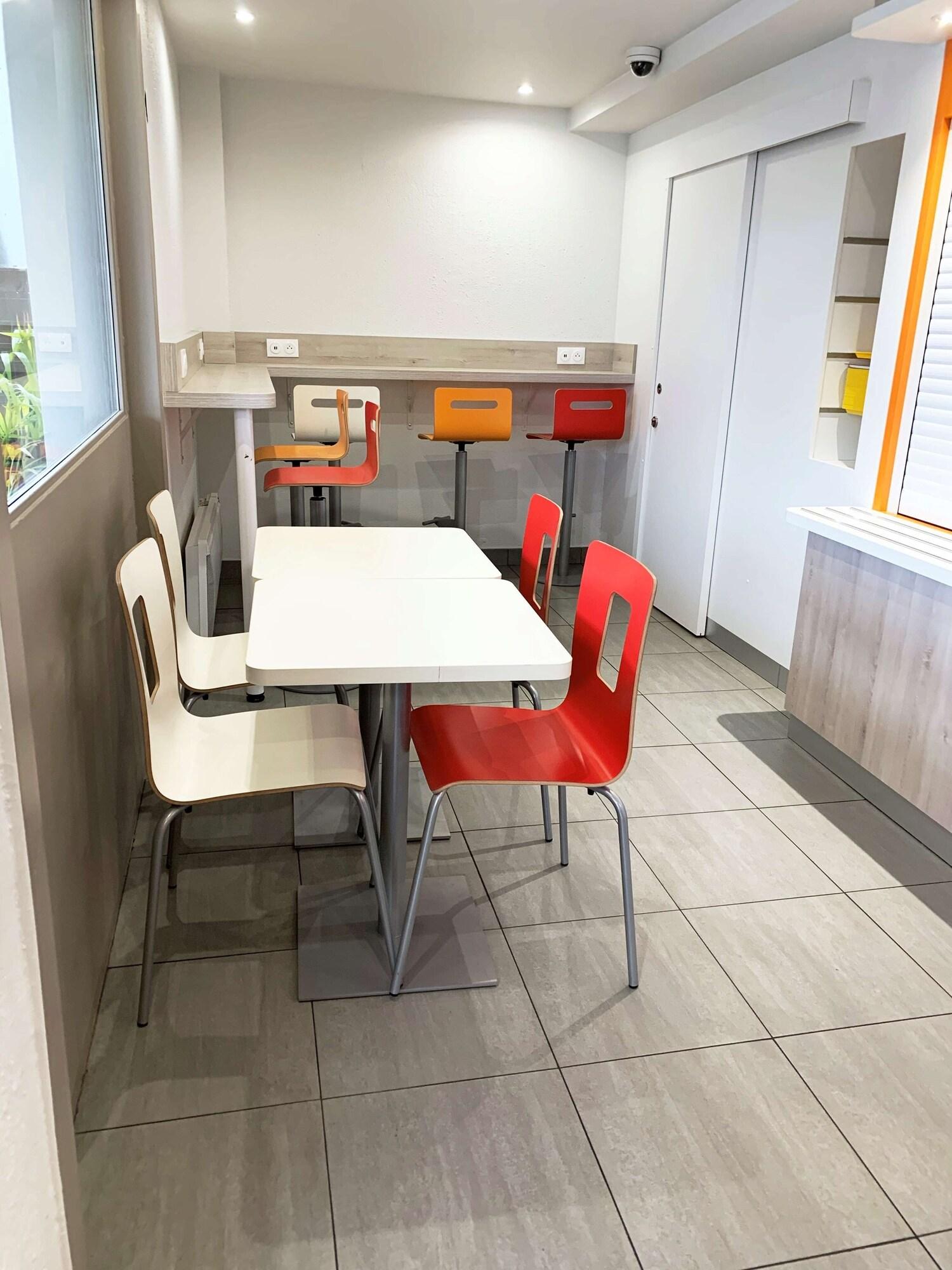 Vista Lobby Premiere Classe Troyes Sud - Parc Saint Thibault